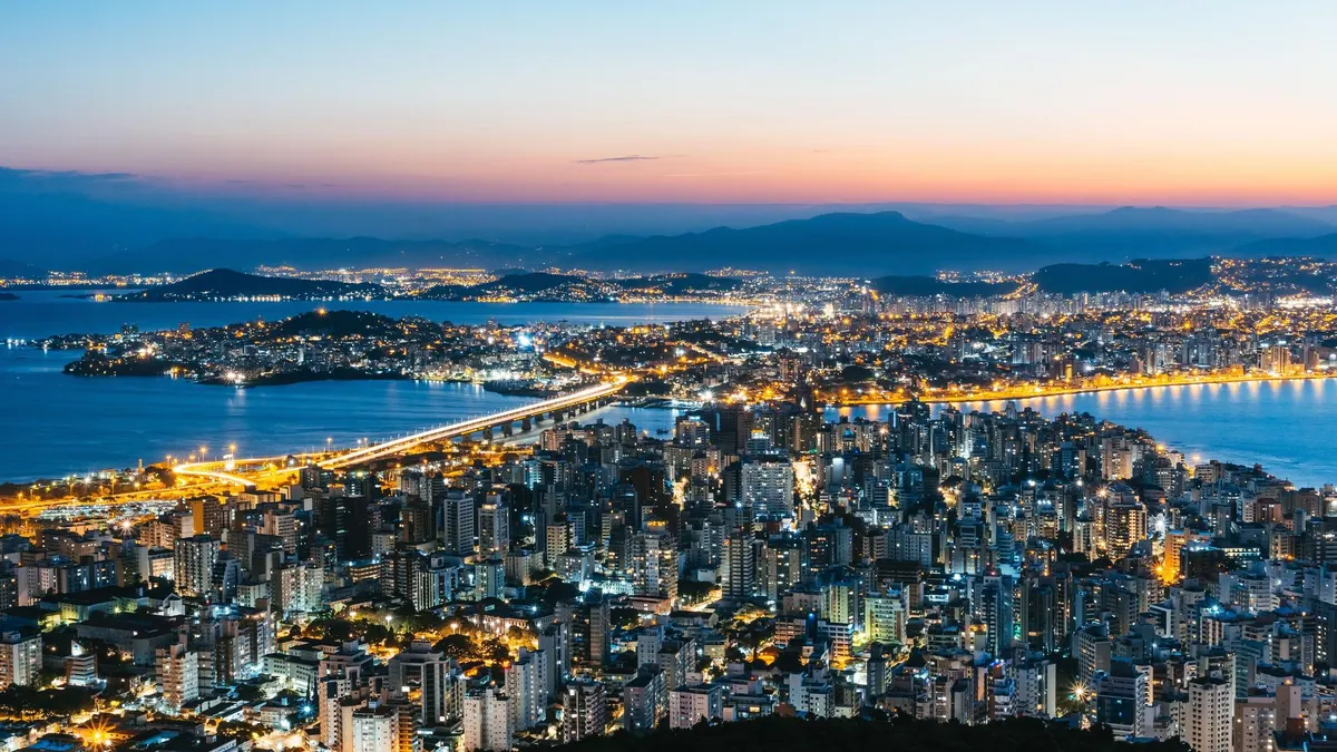 Onde comer em Florianópolis: melhores restaurantes típicos, regionais e experiências locais